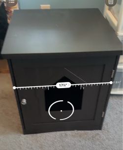 Small Little Box Enclosure