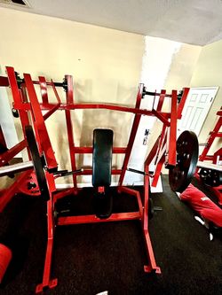 Hammer Strength ISO Lateral chest press