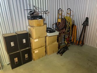 FREE Bose Yamaha Speakers Industrial Dolly Hand Truck Helicopter Clothes Must Take All  Trash must be loaded first.  Location is Anaheim