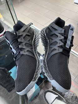 Adidas Vigor Bounce Black Grey for Sale in Culver City, CA - OfferUp