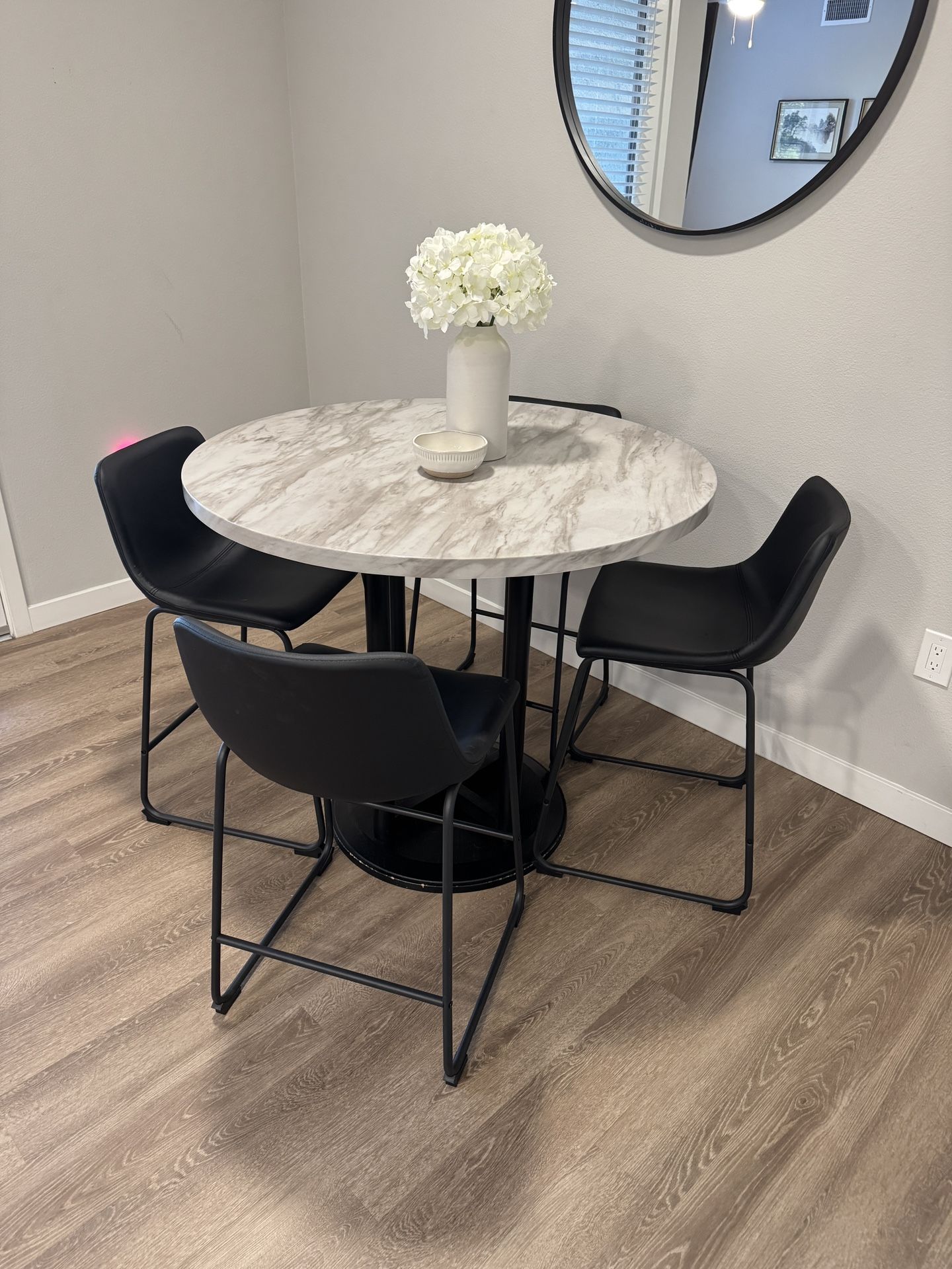 Ashley’s Centiar Counter Height Dining Table & 4 Barstools