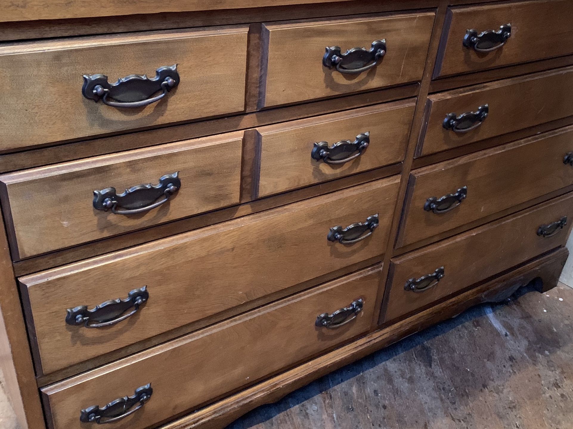 8 Drawers Dresser vintage Fashion trend by Johnson Carper