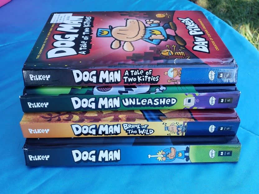 4 DOG MAN BOOKS LOT