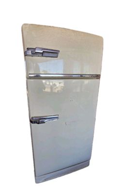 GE LH-12 1950's Era Refrigerator  Freezer Combo Revolving Shelves