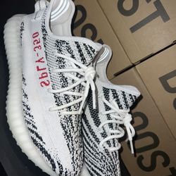 Yeezy 350 Zebra 