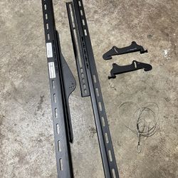 Universal Tilting TV Wall Mount