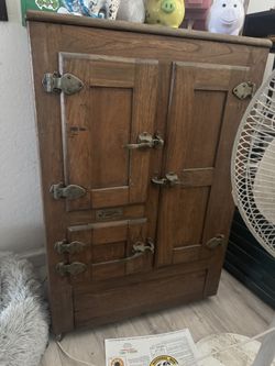 1930s Gibson Ice Box