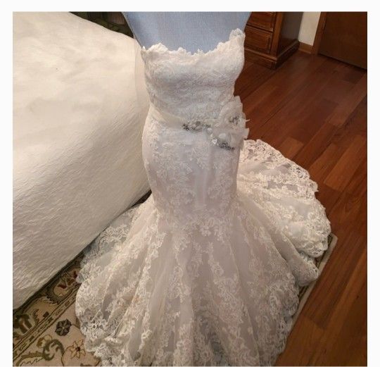 Wedding Dress - Enzoani Dakota Dress