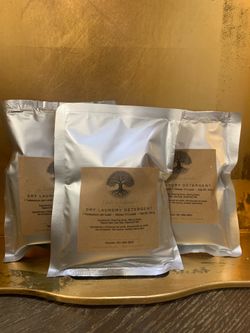 Natural Dry Detergent | Nontoxic | 15 Loads | Fragrant | Leah