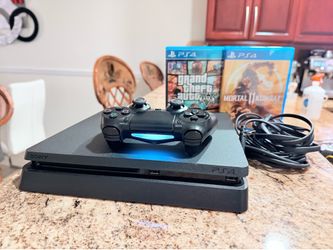 Sony PS4 Console with Controller & 2 mk and gta  Games playstation 4 excellent and amazing bundle