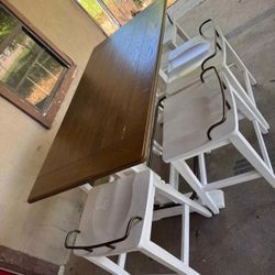 Dinning Table 