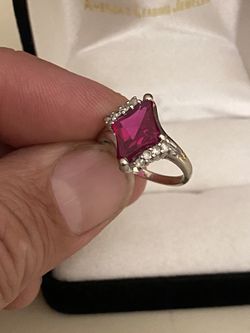 10k White Gold Ladies Ring with Real Diamonds and Red Stone