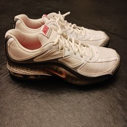 Nike Reax Run 5 Womens Sz10 Running Shoes White Metallic Silver 407987-116