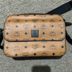Mcm Messenger Bag 