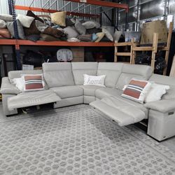 Power Reclining light gray Sectional Couch 🚛 CAN DELIVER TODAY 🚚