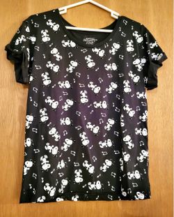 Mighty Fine Presents Peanuts Women’s Size XL Dancing Snoopy Black T-shirt