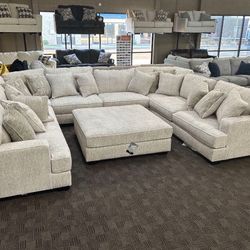 HUGE Cream Beige Sectional And Ottoman Set 