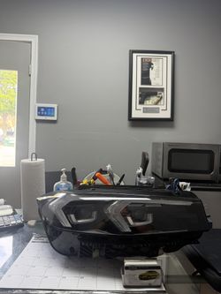 BMW 330i 340i ORIGINAL OEM RIGHT PASSENGER LED HEADLIGHT CHROME GOOD CONDITION 2023-2026