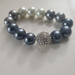 Silver tone clear crystals faux black pearl bracelet

