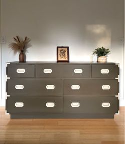Deep Green Campaign Dresser