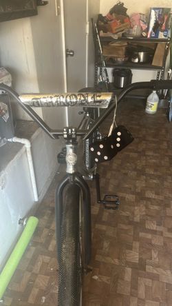 29er Chrome Throne
