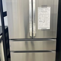 New LG French Door Refrigerator - Financing Available 