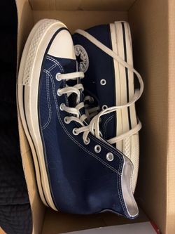 USED CHUCKS GREAT CONDITION