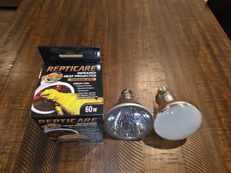Zoo Med Repticare 60w Heat Projector and Powersun 100w UV Lamp