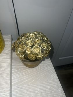 Good and silver flower arrangement metal 