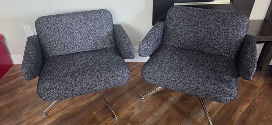 Mid 20th Century Mario Ruiz Designed Swivel Chairs for Hbf