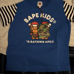 Bathing ape kids christmas shirt 4-5 years old