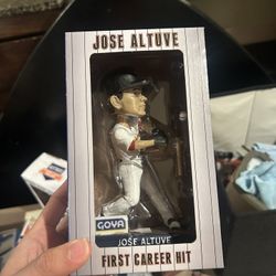Jose Altuve first game hit bobblehead