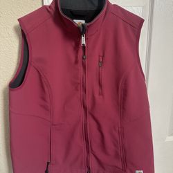 Women’s Carhartt vest!