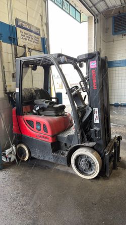 Forklift
