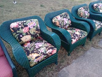 8-piece Patio Set Great Condition Thanks