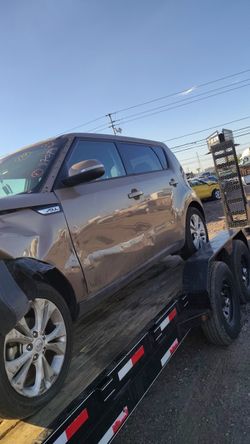2014 Kia Soul for parts