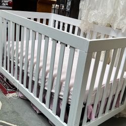 Baby Crib Solid Wood $40