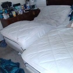 Sleep Number King Size Adjustable Massaging Bed
