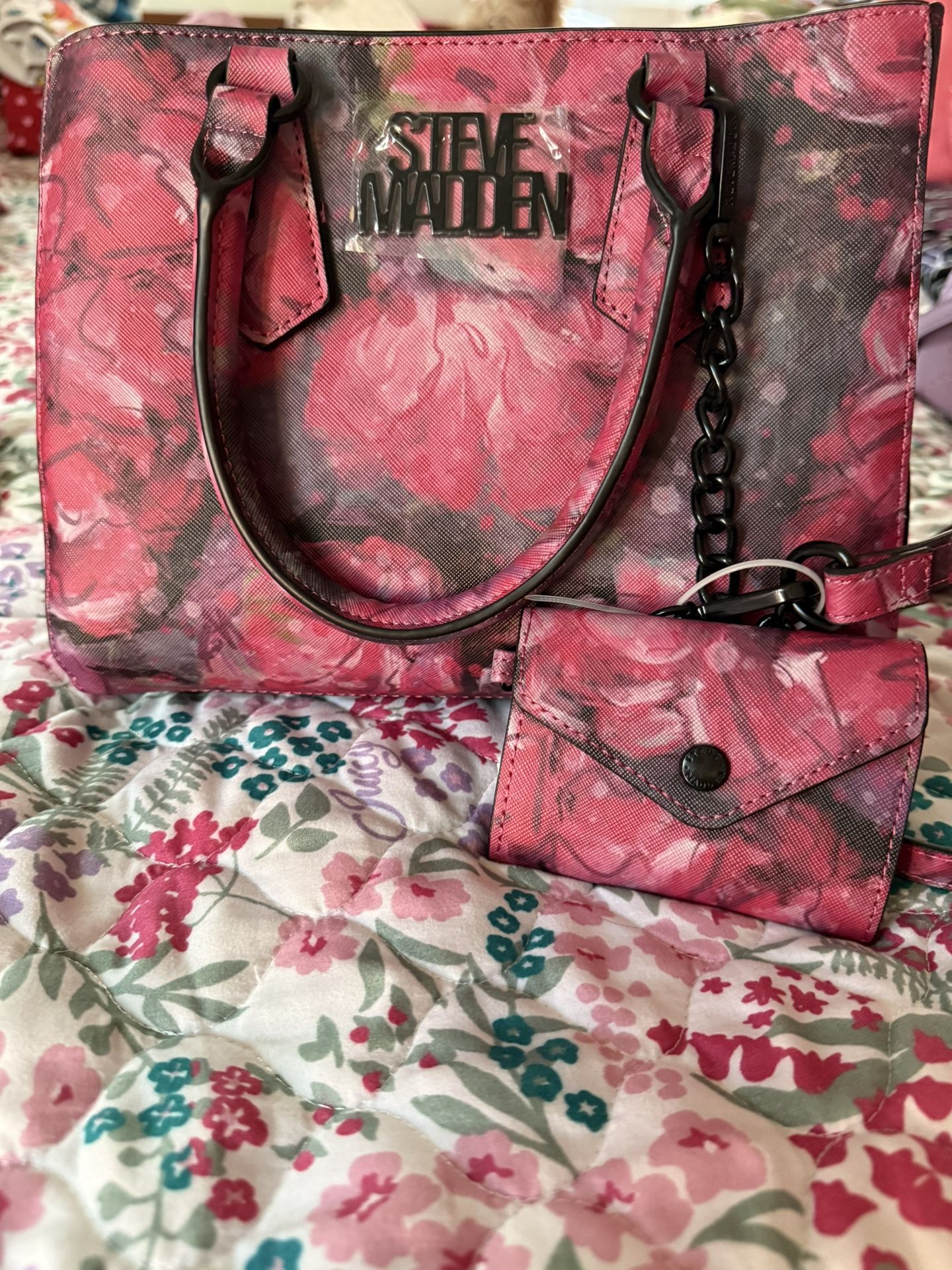 Steve Madden Purse With Card Holder