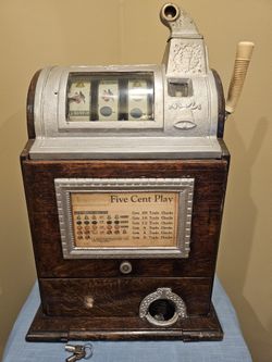 1922 Jennings Nickel Slot Machine