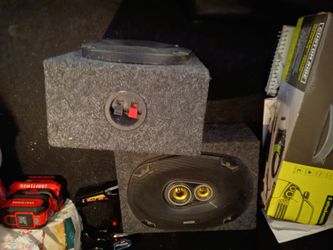 Kicker speakers