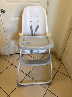 Baby High Chair with Tray and Harness