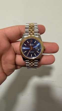 Watch date just, brand new stickers still on it got it as a gift don’t want it, very good quality