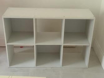Cubos mesa blanca