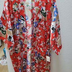 New  Silk  Kimono  With  Tatami  Slippers 