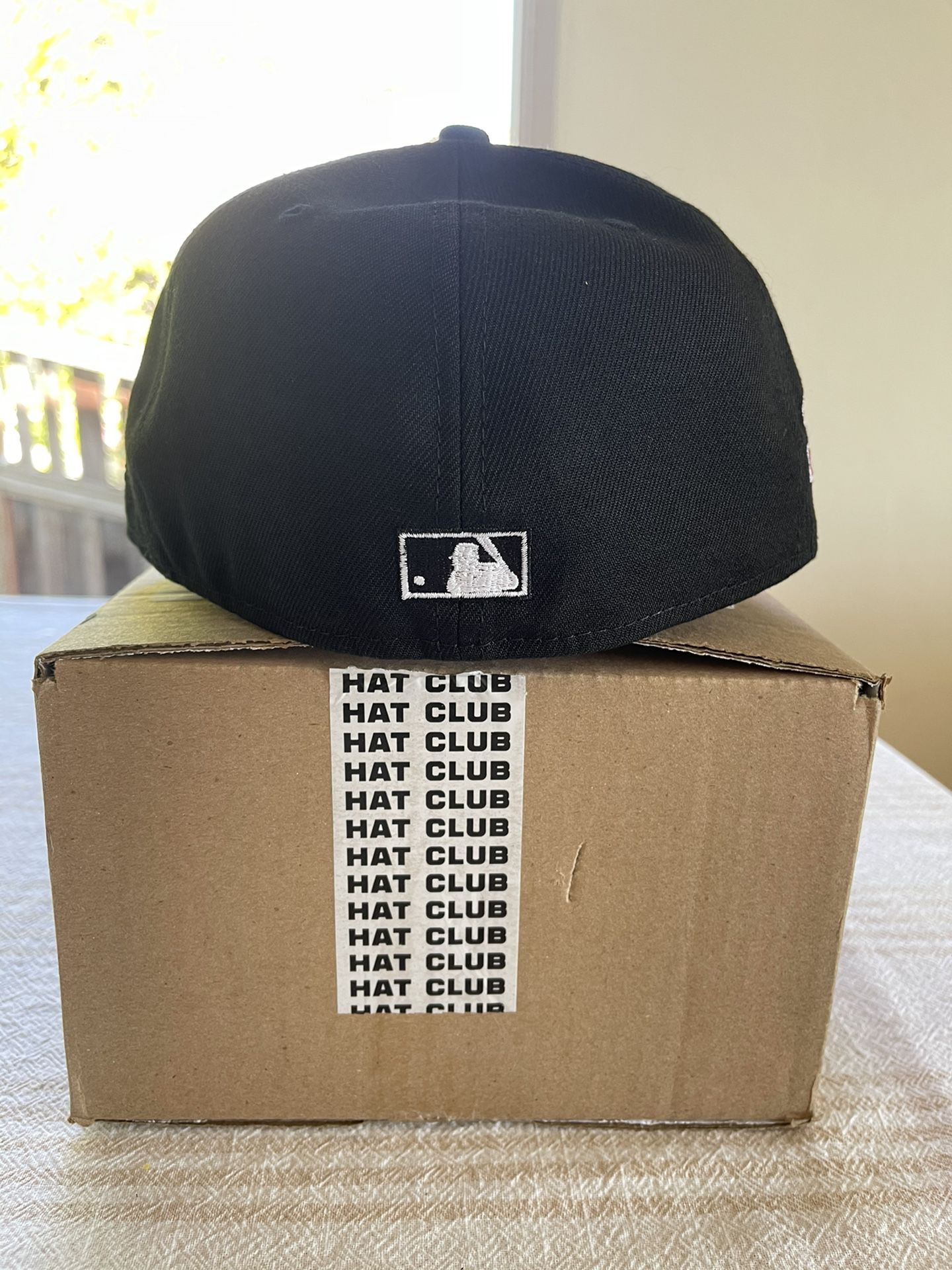 Hat Club Exclusive, LV Red Bottom Collection, Oakland A's, Size 7-5/8 for  Sale in Oakland, CA - OfferUp
