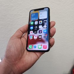 IPHONE X 64GB FACTORY UNLOCK ANY SIM 