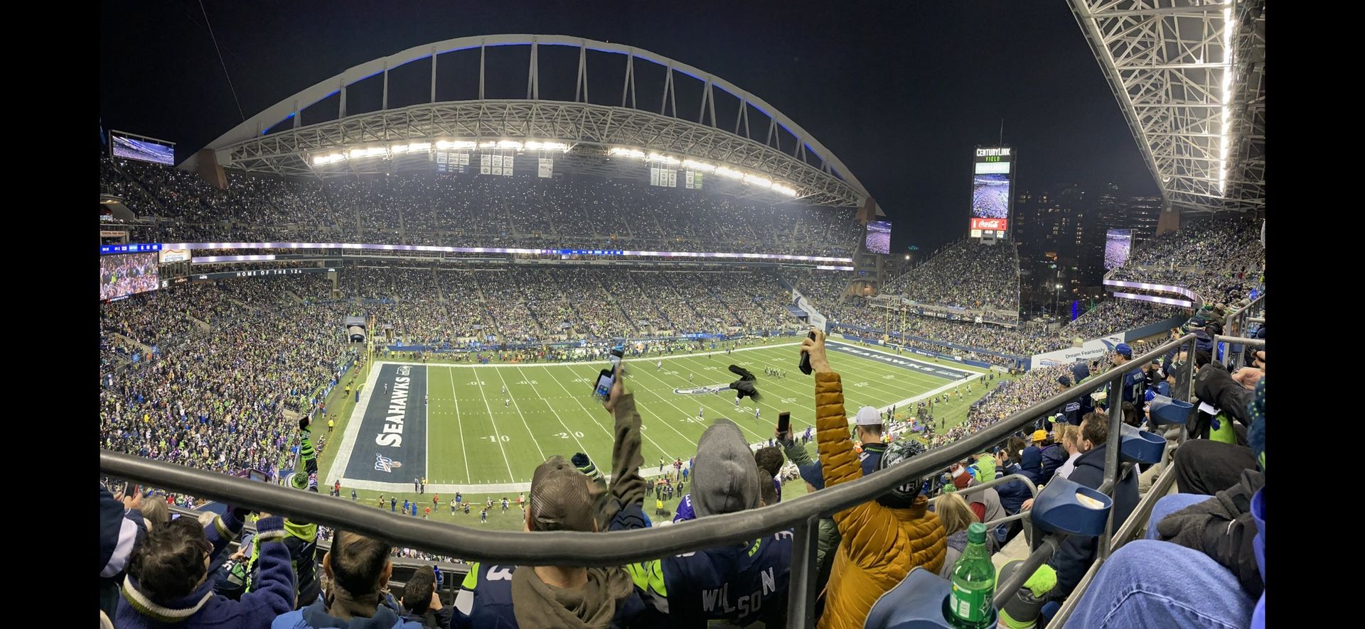 San Francisco 49ers at Seattle Seahawks Loge Seats (Actual First Row of section)