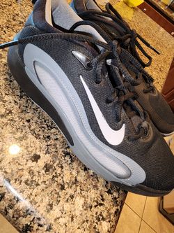 Nike IsoFly Basketball Shoes