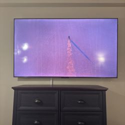 Apple TV + Tv Bundle